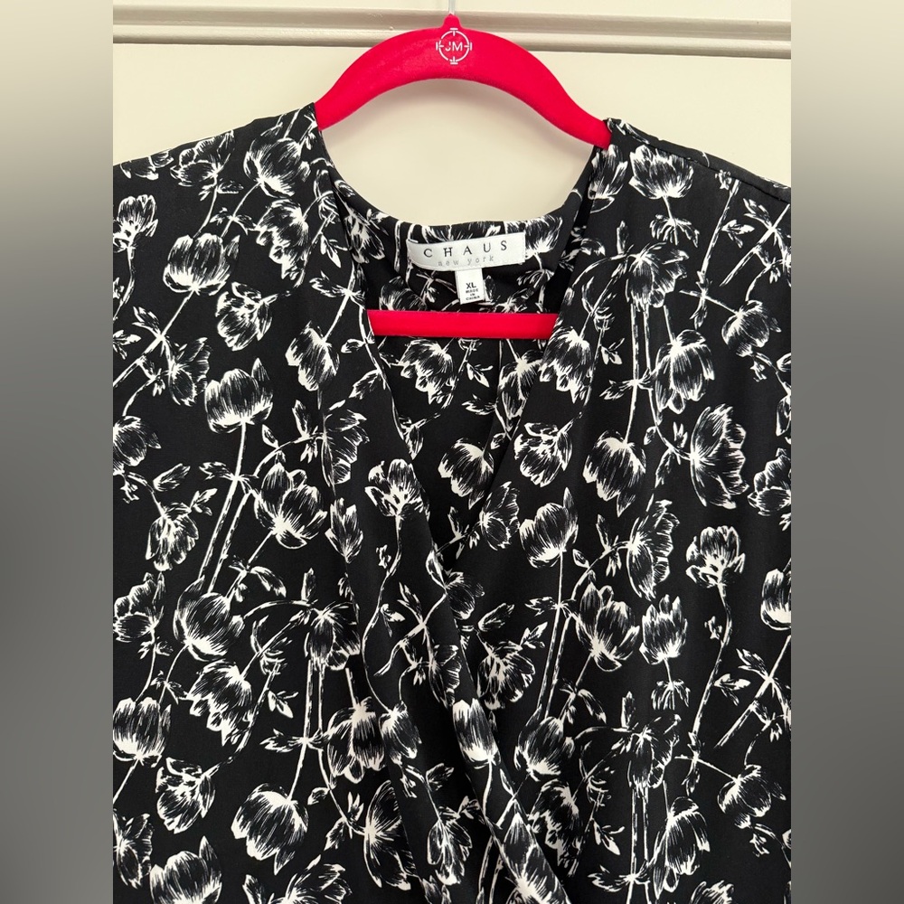 Chaus Black and White Floral Sleeveless Maxi Dress - Picture 2 of 3
